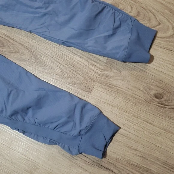 Lululemon Beyond the Studio Jogger *Water Drop Size 6 - Picture 4 of 15